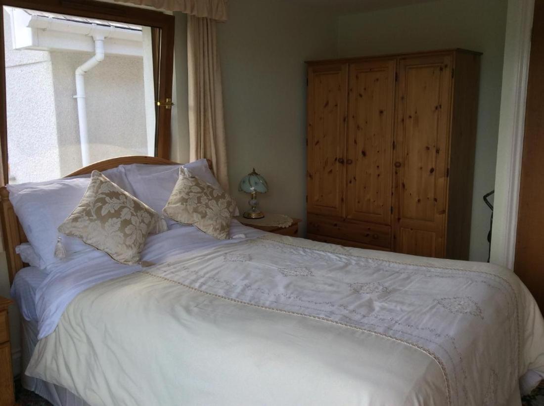 Room In Guest Room - Orchard Manor, Fore Street, Probus, Tr24Ly, Nr Труро Екстер'єр фото